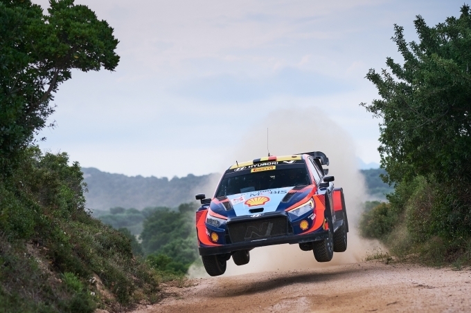 ‘2023 월드랠리챔피언십’ 이탈리아 랠리에 참가한 현대자동차 ‘i20 N Rally1 하이브리드’ 경주차의 모습