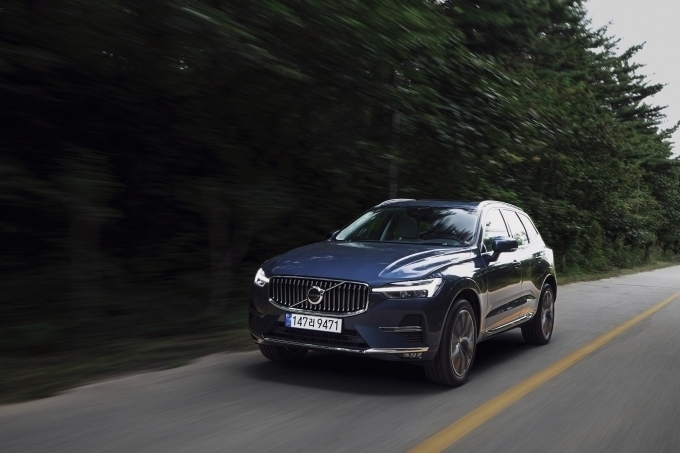 볼보자동차 중형 프리미엄 SUV XC60