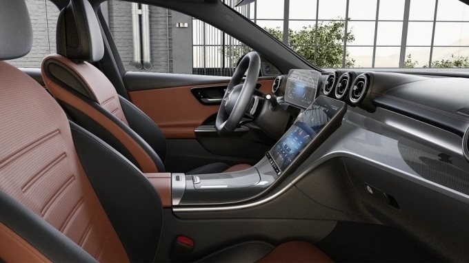 벤츠 C 300 4MATIC AMG 라인 온라인 스페셜 소달라이트 블루 인테리어