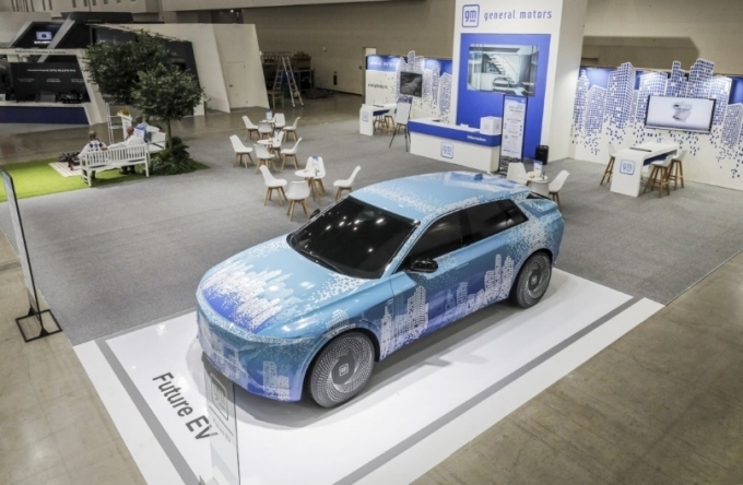 2023 대한민국 미래모빌리티엑스포(DIFA)에 마련된 제너럴 모터스(GM) 부스 전경