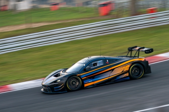 720S GT3 에보 레이스카.