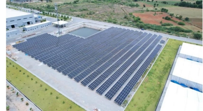 2023년 1월 완공되어 가동 중인 1.6MW 규모의 기아 인디아의 태양광 발전시설 전경