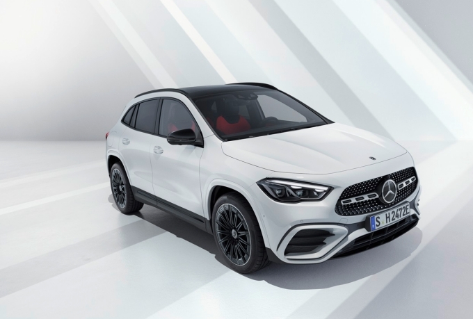 더 뉴 GLA 250 4MATIC