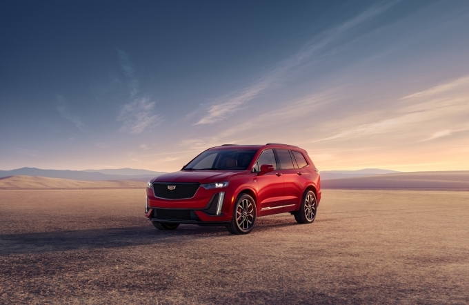 XT6