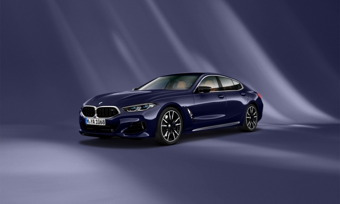 M850i 인디비주얼 에디션 세피아 바이올렛