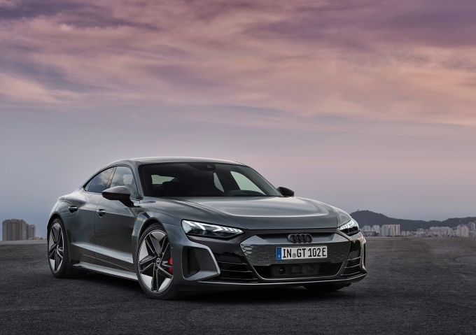 아우디 RS e-트론 GT