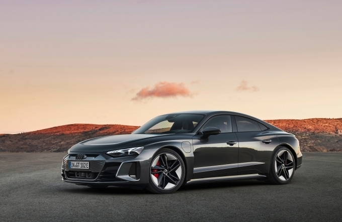 아우디 RS e-트론 GT