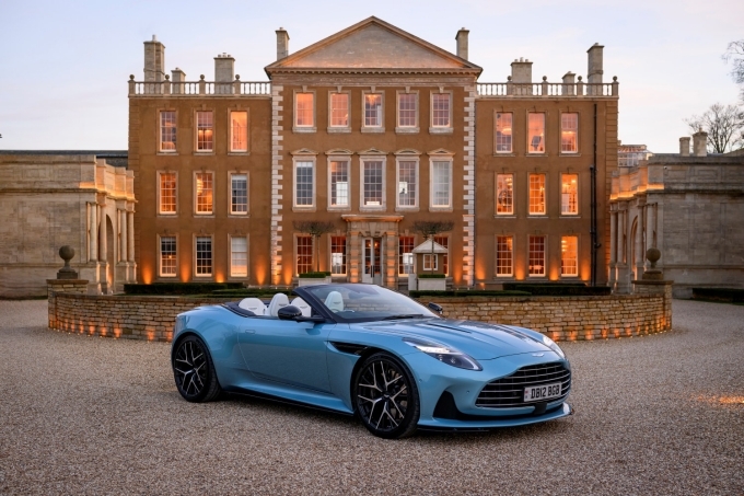 DB12 볼란테
