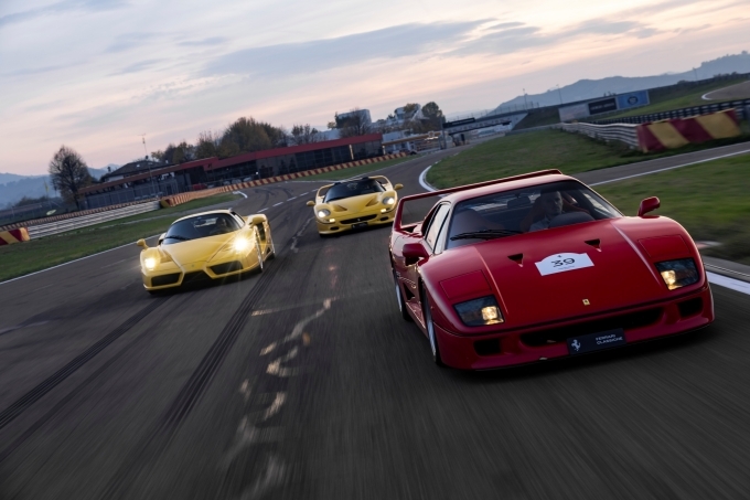 (우측부터) 페라리 F40, 페라리 F50, 엔초 페라리