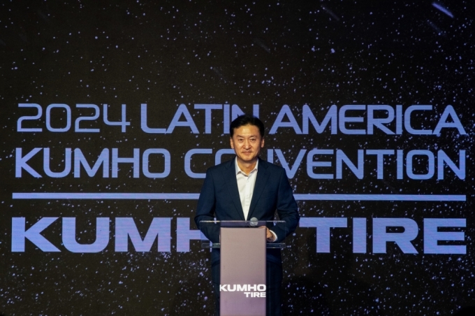 브라질 상파울로에서 개최한 ‘금호 딜러 컨벤션’ 행사에 참여한 금호타이어 정일택 대표이사 사장