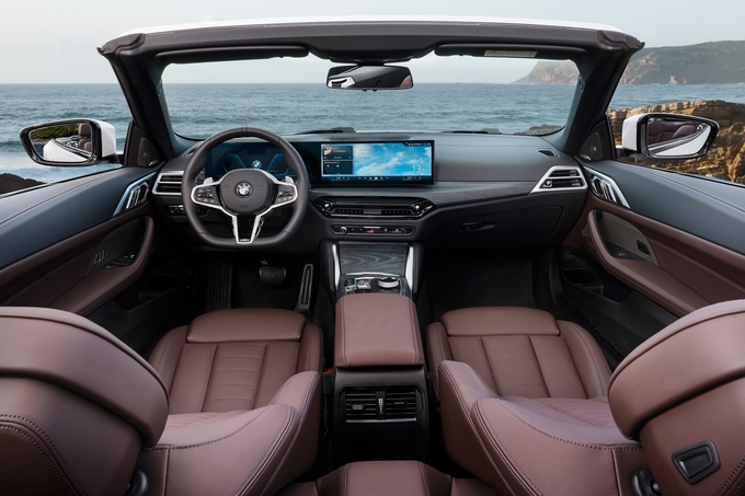 BMW 뉴 4시리즈 컨버터블 실내 