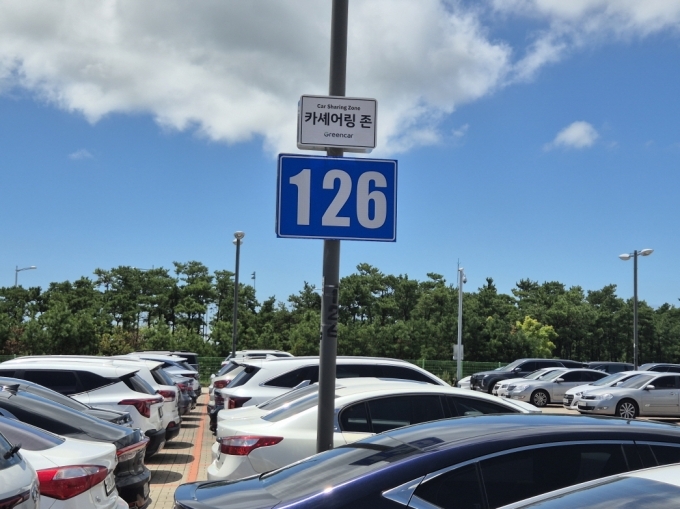 인천공항 제1여객터미널 앞 그린존