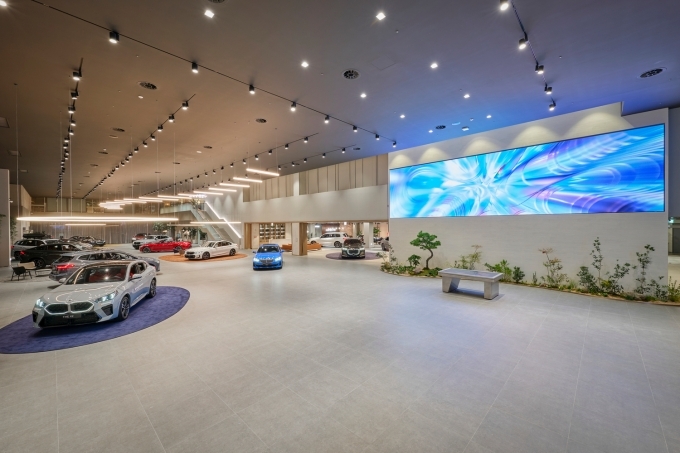 BMW 플라자