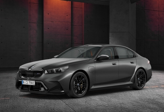 BMW 뉴 M5 퍼스트 에디션
