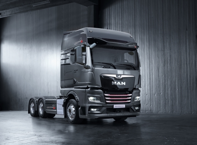 뉴 MAN TGX 580 인디비주얼라이온 S 트랙터