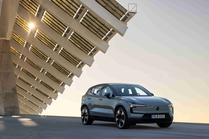 볼보자동차의 차세대 순수 전기 SUV, 볼보 EX30