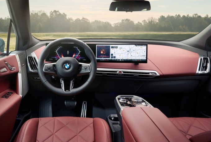 BMW 뉴 iX xDrive60 실내