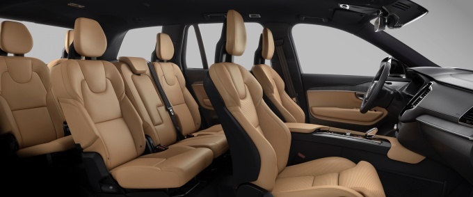 볼보자동차 XC90 B6 AWD 인스크립션 인테리어