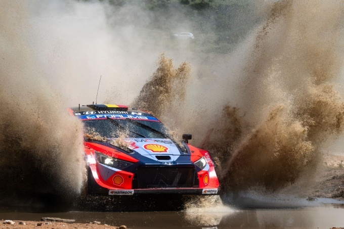 2025 WRC 이탈리아 사르데나 랠리 경기 장면