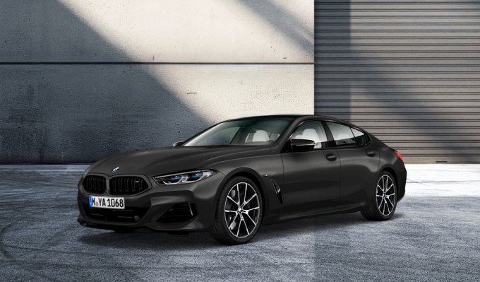BMW M850i xDrive 그란 쿠페 인디비주얼 프로즌 다크 그레이 에디션