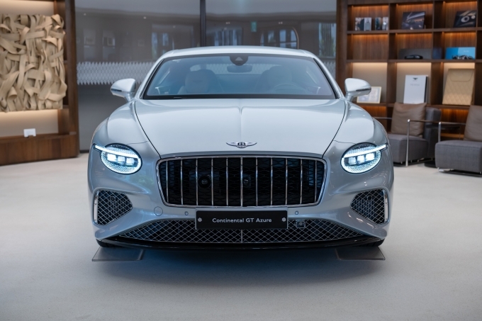 벤틀리 컨티넨탈 GT 아주르 벤틀리 큐브