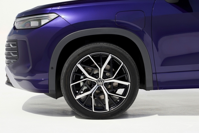 벤투스 에보 SUV 장착 타이론