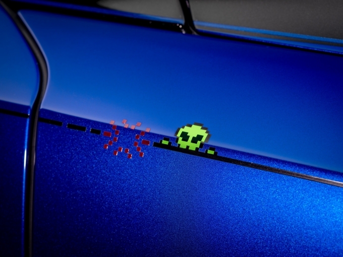 코치라인 치키 에일리언 모티프