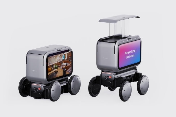 현대차·기아의 차세대 모빌리티 로봇 플랫폼 '모베드(MobED)'의 탑모듈 결합 콘셉트 모델 '모베드 딜리버리(MobED Delivery)'의 모습. (왼쪽) 디지털 사이니지를 부착한 모베드 딜리버리의 모습. (오른쪽) 물품 적재함을 열고있는 모베드 딜리버리의 모습