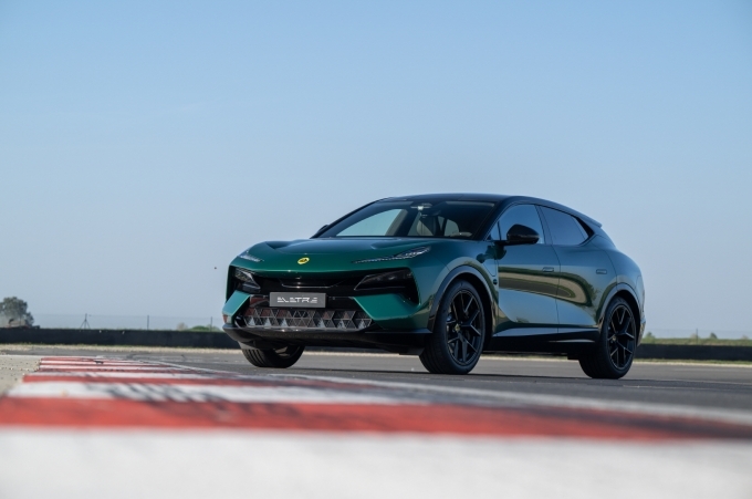 로터스 엘레트라 600