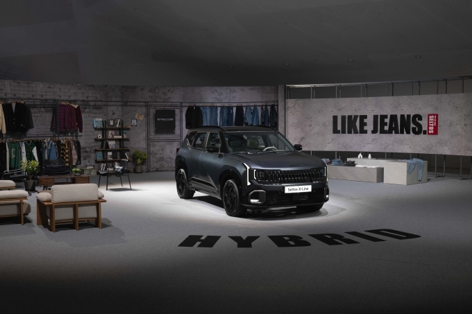 디 올 뉴 셀토스 신차발표회에 전시되어 있는 차량