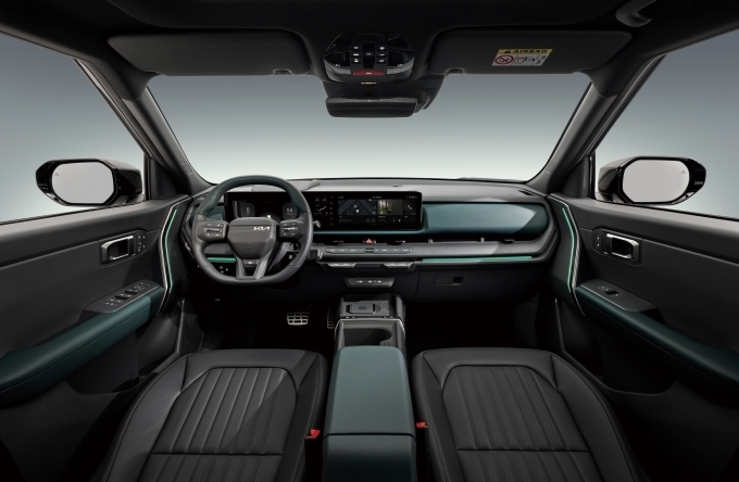 디 올 뉴 셀토스 실내