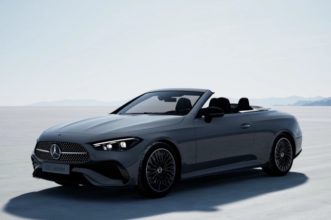 CLE 200 카브리올레