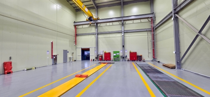 타타대우모빌리티 경기직영정비사업소의 내부 정비 공간