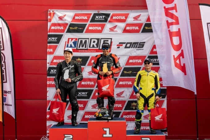 2026 혼다 원 메이커 레이스 혼다 커브컵 시상 현장 모습